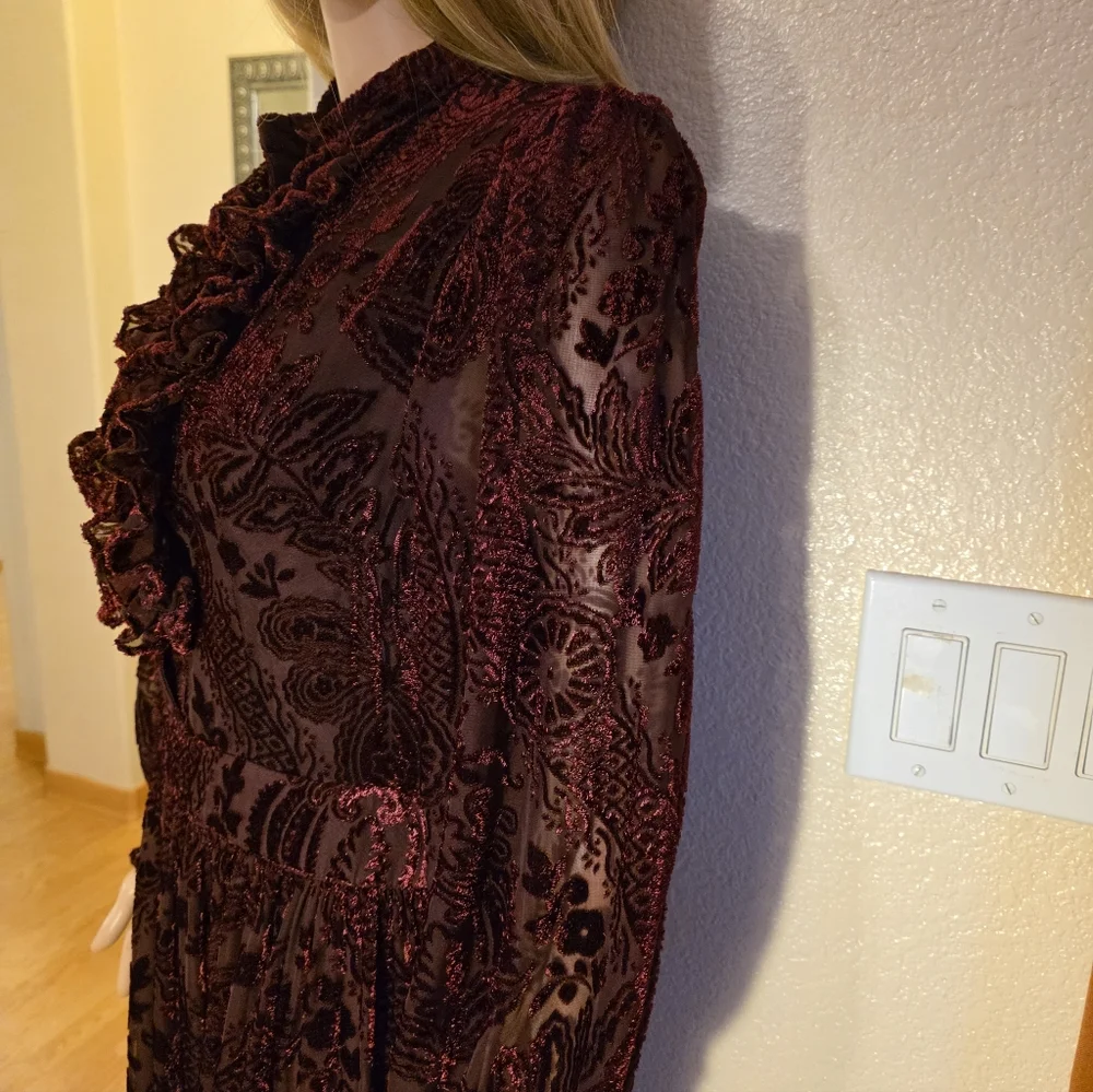 MOTF FLORAL FLOCKING Velvet Long Sleeve Dress in Deep Burgundy  M - Picture 7 of 16